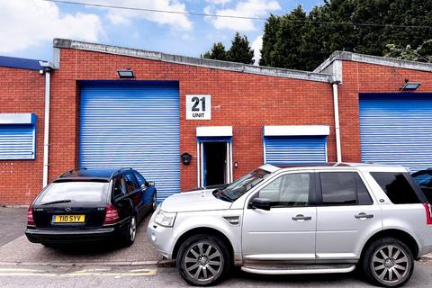 Industrial unit to rent, Delph Industrial Estate, Delph Road, Brierley Hill, DY5 2UA