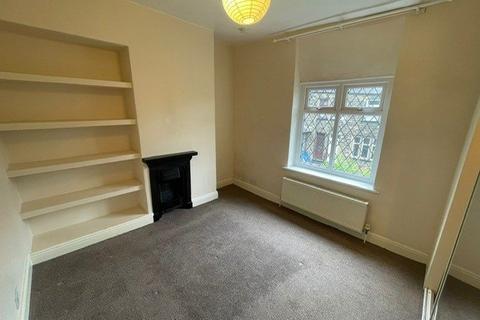 2 bedroom house to rent, Compeigne Avenue, Riddlesden, Keighley, West Yorkshire, UK, BD21