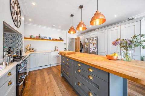 25 Bertal Road, London, SW17 0BX