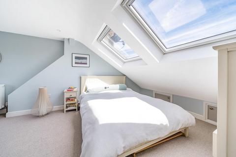25 Bertal Road, London, SW17 0BX