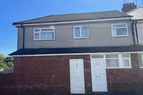 2 bedroom maisonette to rent, Newport Road, Rumney, Cardiff. CF3