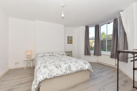 2 bedroom flat for sale, Beatrice Road, Margate, Kent