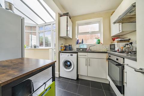 4 bedroom house to rent, Strathville Road Earlsfield SW18