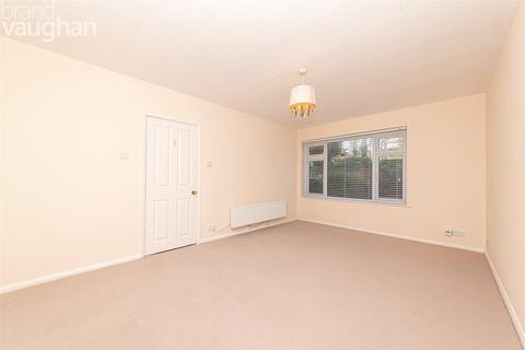 1 bedroom flat to rent, Windermere Court, East Drive, BN2