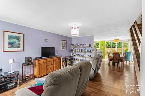 3 bedroom end of terrace house for sale, Highfield Green, Epping CM16