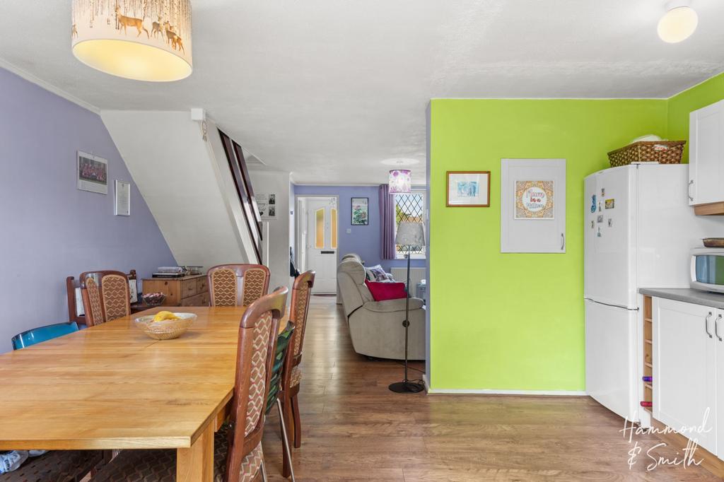 Kitchen/Dining Area
