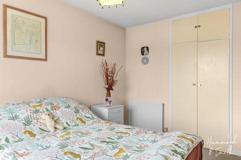 21 Highfield Green, Epping, CM16 5HD