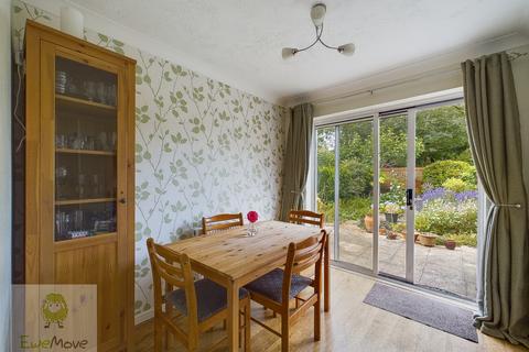 3 bedroom end of terrace house for sale, Leigh Road, Wainscott, Rochester, ME3 8NU