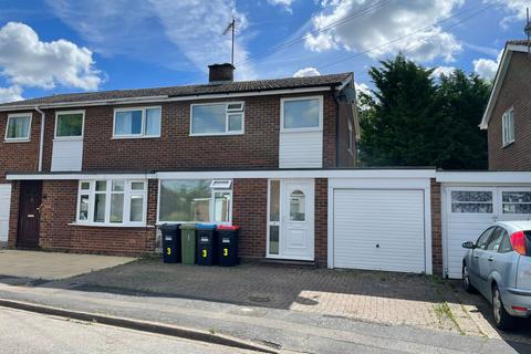 undefined, St Margarets Close, Newport Pagnell