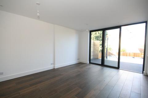 2 bedroom apartment to rent, Church Road, Wheatley, OX33