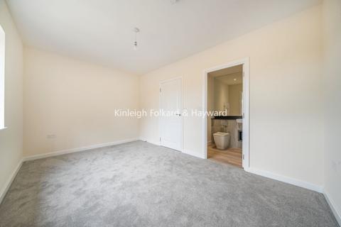 4 bedroom house to rent, Springfield Place Tooting SW17