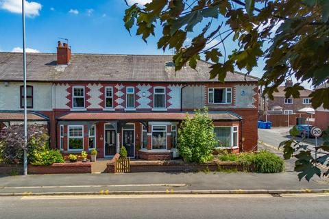 4 bedroom terraced house for sale, Chester Road, Warrington, WA4