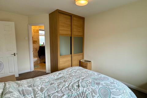 21 Bangor Close, Hereford, HR4 9XB