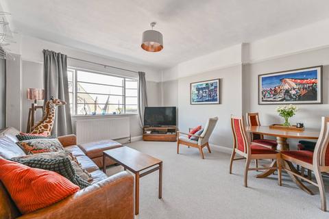 2 bedroom flat to rent, Forest Hill Road, Dulwich, London, SE22