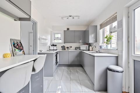 129 Hill Road, Folkestone, CT19 6LY