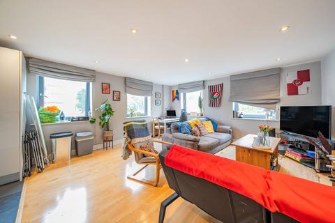 2 bedroom flat for sale, Streatham, SW2, Streatham Hill, London, SW2