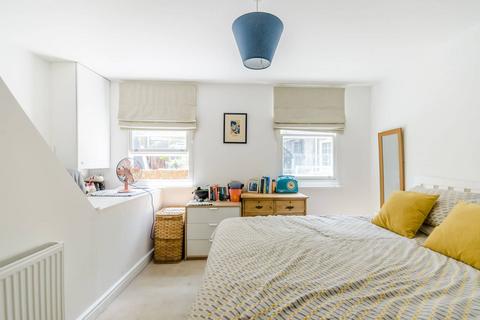 1 bedroom flat for sale, Bedford Hill, Balham, London, SW12