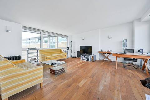 2 bedroom penthouse for sale, Building 45, Woolwich Riverside, London, SE18