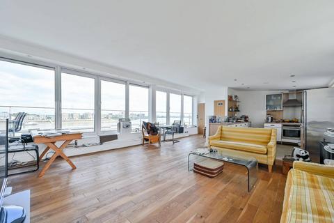 2 bedroom penthouse for sale, Building 45, Woolwich Riverside, London, SE18