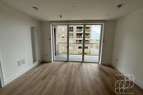 1 bedroom flat to rent, 1 Heartwood Boulevard, W3