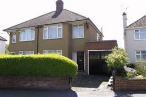 3 bedroom semi-detached house to rent, Bushey WD23