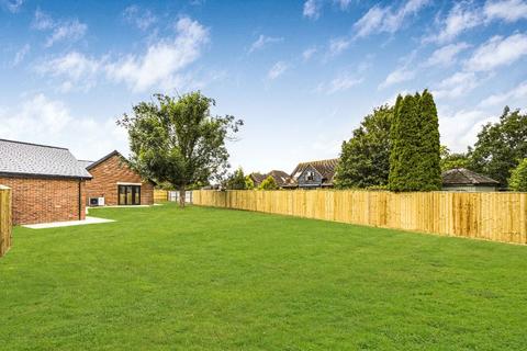 2 bedroom bungalow for sale, The Bampton, Elgrove Gardens, Halls Close, Drayton, Oxfordshire, OX14