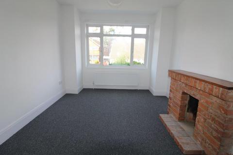 3 bedroom semi-detached house to rent, Grove Lane, Ipswich, IP4