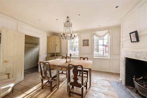 3 bedroom terraced house for sale, Holland Street, Kensington, W8