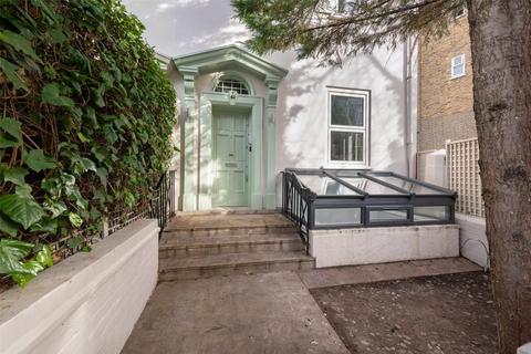 4 bedroom terraced house for sale, Warwick Gardens, Holland Park, London, W14