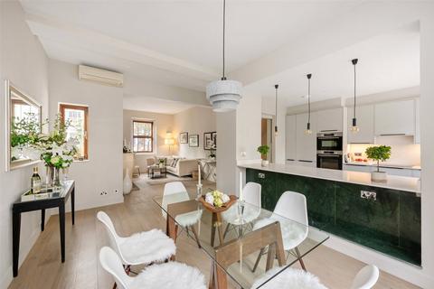 4 bedroom terraced house for sale, Warwick Gardens, Kensington, W14