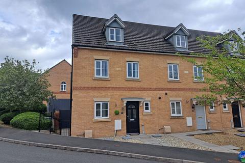 4 bedroom townhouse for sale, Ffordd Y Glowyr, Betws, Ammanford, SA18