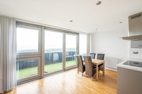 3 bedroom flat for sale, Flat 1510, 100 Kingsway, London, N12 0EN