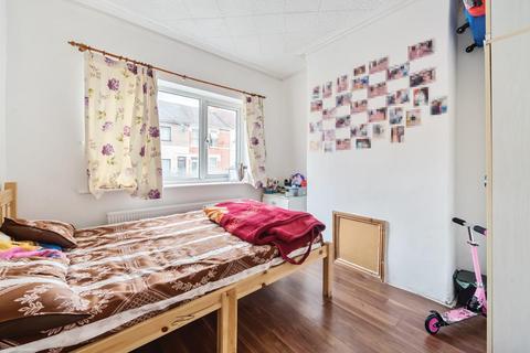 2 bedroom terraced house for sale, Swindon,  Wiltshire,  SN1