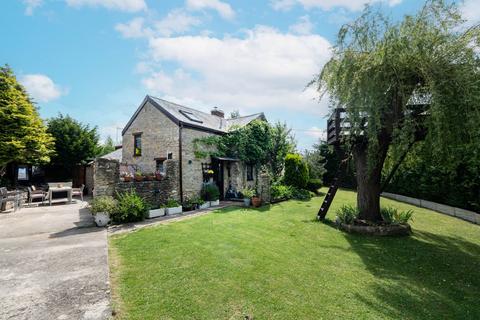 3 bedroom detached house for sale, Fewcott Road, Bicester OX27