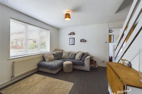 1 bedroom cluster house for sale, Aspen Close, Aylesbury, Buckinghamshire