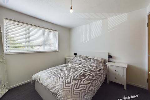 1 bedroom cluster house for sale, Aspen Close, Aylesbury, Buckinghamshire