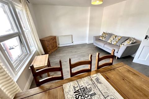 1 bedroom apartment to rent, Cauldwell Hall Road, Ipswich IP4