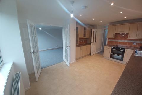 3 bedroom flat to rent, The Laurels, Station Road, Sutton Coldfield, West Midlands, B73