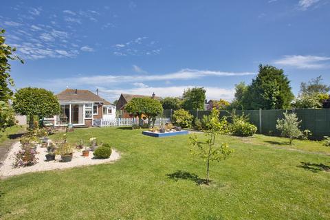 3 bedroom detached bungalow for sale, Singledge Avenue, Whitfield, CT16