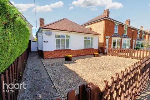 2 bedroom bungalow for sale, Nene Parade, March