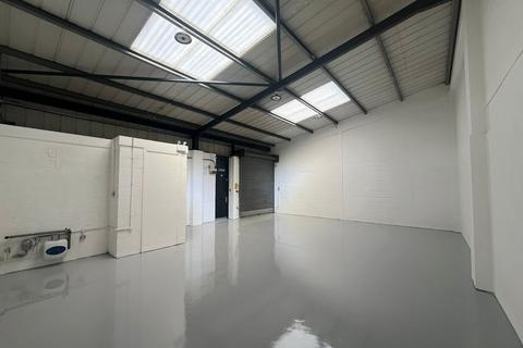 Industrial unit to rent, London NW10