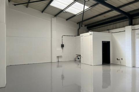 Industrial unit to rent, London NW10