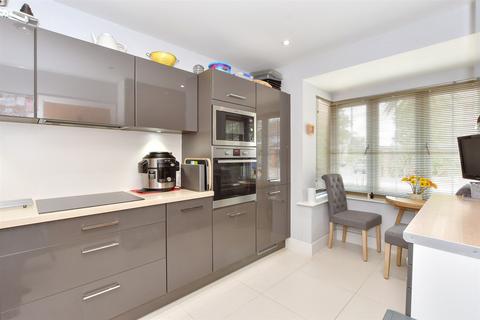 3 bedroom townhouse for sale, Shaw Gardens, Bognor Regis, West Sussex