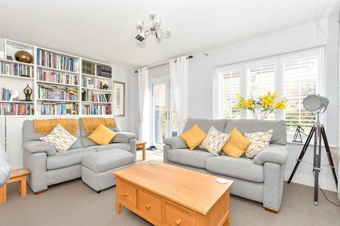 3 bedroom townhouse for sale, Shaw Gardens, Bognor Regis, West Sussex