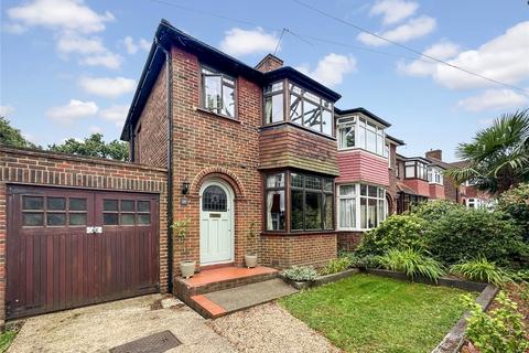 29 Kinlet Road, London, SE18 3BZ