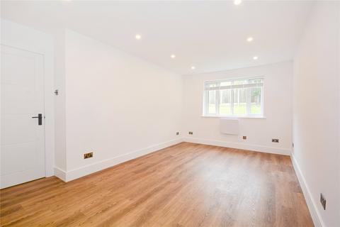 2 bedroom flat for sale, Tylers Court, Westbury Road, Walthamstow, London, E17