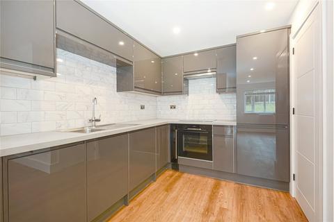 2 bedroom flat for sale, Tylers Court, Westbury Road, Walthamstow, London, E17