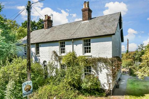 4 bedroom end of terrace house for sale, Lower Road, Faversham, Kent