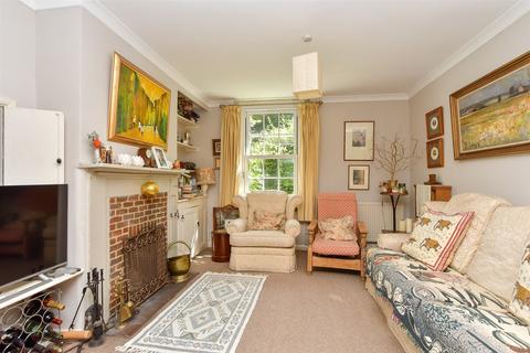 4 bedroom end of terrace house for sale, Lower Road, Faversham, Kent