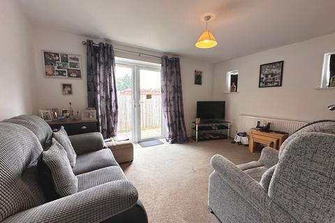 2 bedroom flat for sale, Portsmouth Road, Sholing, Southampton, SO19
